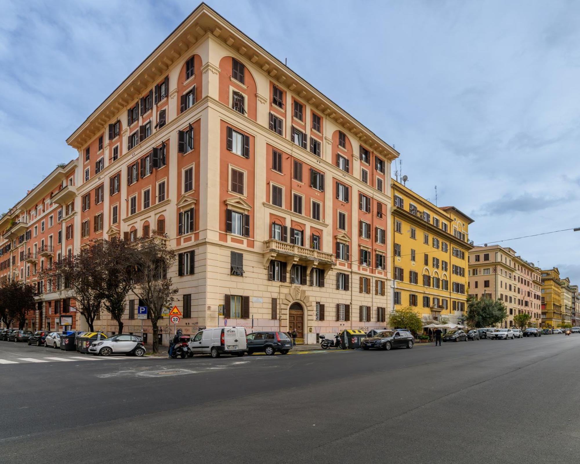 Rainbow Vatican Home Рим Экстерьер фото
